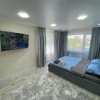 Апартаменты Балхаш (Набережная), hotell i Balkhasj