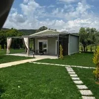•Naiades Villas• Odysseus•, hotel u gradu Ladharió