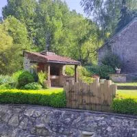 Le Moulin de Benneville chambres d'hôtes, petit déjeuner compris: Cahagnes şehrinde bir otel