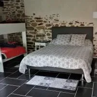Gîtes des marais du Lozon - Maison à la campagne, hotel in Remilly-sur-Lozon