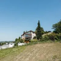 Ferienwohnung Alpenblick I Kamin I private Sauna, hotel a Wangen im Allgäu