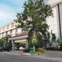Lorin Dwangsa Solo Hotel、スラカルタのホテル