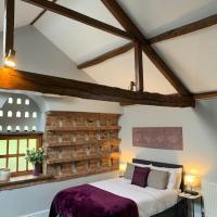 Studio 3B The Carriage House York 6m Village Location