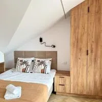 DMK Oak Studio near Warsaw-Modlin Airport, hotel di Nowy Dwór Mazowiecki