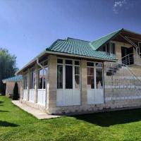 royal_beach_cottege, hotel cerca de Issyk-Kul International Airport - IKU, Chok-Tal