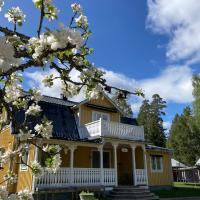 Härlig Heden Vakantiehuis, hotel dekat Bandara Hagfors - HFS, Råda