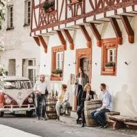 젤팅겐-라티그에 위치한 호텔 Hotel Zeltinger-Hof - Gasthaus des Rieslings