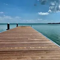 Fűzliget2- Green Lake, hotel sa Balatonfůzfő