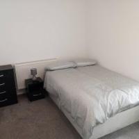 Ensuite Double-bed (E3) close to Burnley city centre