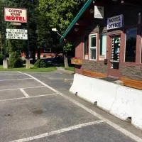 Copper River Motel, hotel v destinaci Terrace