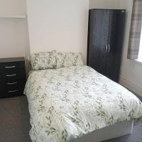 Double bed (R1) close to Burnley city centre