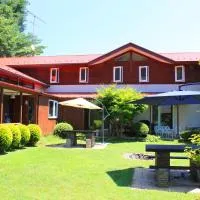 Pension Field, hotel sa Hokuto