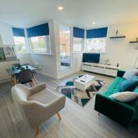 Leigh On Sea - Prime Location! Ultra Modern Entire Apartment With Free Gated Parking & Private Balcony