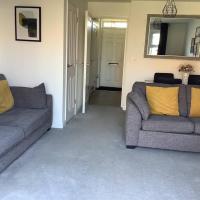 Entire 2 bedroom house in Tamworth