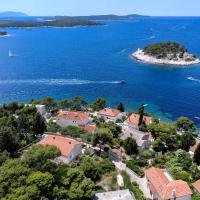 Rinada - ZF Hvar, hotelli kohteessa Hvar