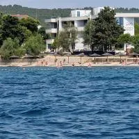 Apartments Dalmatia Infinity, hotel v Bibinjah