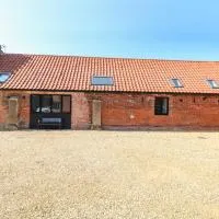 The Long Barn، فندق في Attlebridge