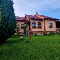 Casa Faurului، فندق في Valea Faurului
