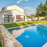 Nice Home In Orange With Outdoor Swimming Pool, Wifi And 5 Bedrooms