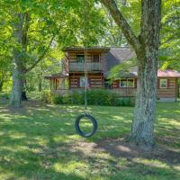 Family-Friendly Afton Cabin with Spacious Yard!, hotel i nærheden af Greeneville-Greene County Municipal Airport - GCY, Greeneville