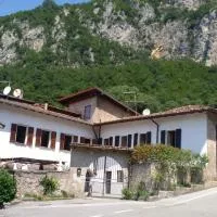 Bed and breakfast Settesette6, hotel v destinaci Barghe