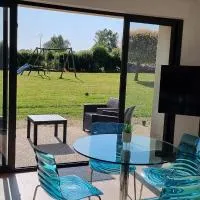 Gite Les Courbes, hotel in La Flèche