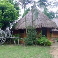 Ban Din Resort Chiang Rai, hotelli Mae Chanissa