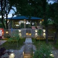 Rijeka Zeta, Podgorica: Podgorica şehrinde bir otel
