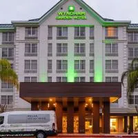 Wyndham Garden McAllen at La Plaza Mall, viešbutis mieste Makalenas