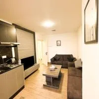 central apartment for rent 29, hotel di Umm Uthainah