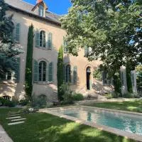Couvent de la Salette & Spa, hotel sa Millau