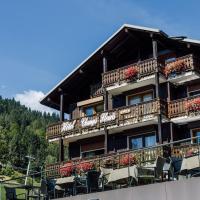 Hôtel Champs Fleuris Morzine، فندق في مورزين