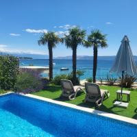 BEACH FRONT VILLA FRAN - DELUXE SUITE with private pool