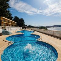 Hotel Val All Inclusive, hotel in Seget Donji, Trogir