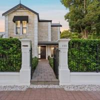 Executive living in City fringe location, hotel in Glenunga