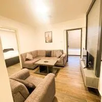 central apartment for rent 27, hotell i Umm Uthainah