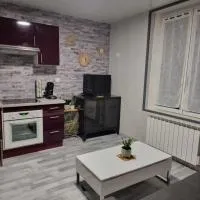 Studio Quai 1 Voie A parking gratuit, hotel en Bétheniville