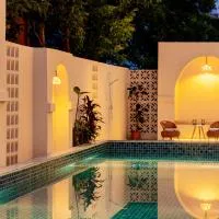Beihai Silver Beach Yintai Time Seaview Villa Hotel, hotel en Beihai