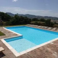 LA CEGNA, hotelli kohteessa Montemaggio