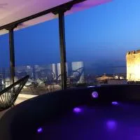 Skyline Suite&Spa、テッサロニキのホテル