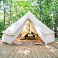 Grotto Getaway, хотел в Miller Lake