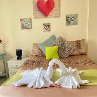 Lovely double room with private bathroom and Double room with shared toilet & PARKING FREE