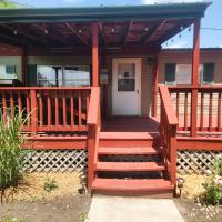 Quiet Cozy Cottonwood Cottage in Scotia, hotel dicht bij: Luchthaven Cram Field - BUB, Scotia