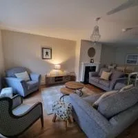 4 Castle Court، فندق في كيليفلين