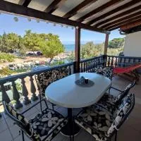Apartmani Matjačić - Ugljan, hotel di Ugljan