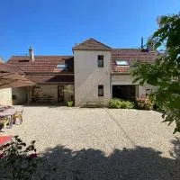 Villaines-les-Prévôtes में, होटल Domaine Les Hauts Prés