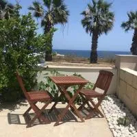 Seafront, 2 bed apartment in quiet central area, hotel en Pembroke