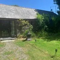 Downrow Barn, отель в городе Тинтаджел