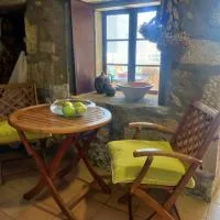 Cerca de la playa, con bodega, terraza y jardin Camino Portugués, hotel din A Guarda