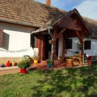Harmat Porta, hotel din Galambok